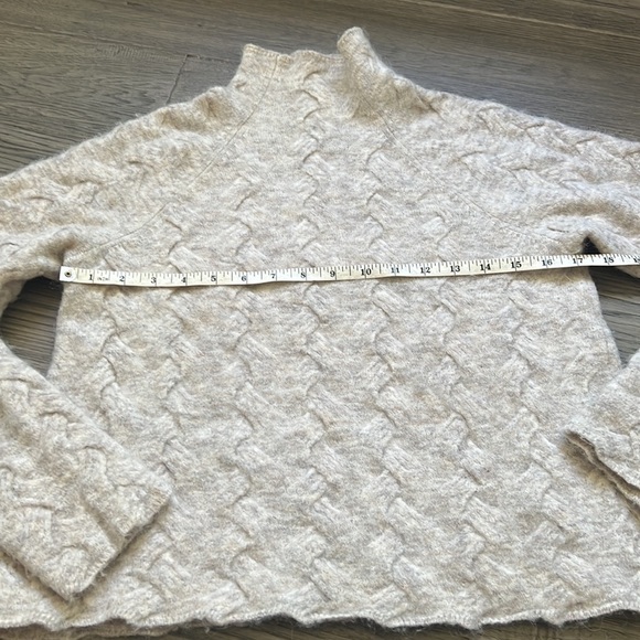 🔥wilfred Free🔥 | Aritzia basketweave Mical mock neck sweater - Picture 9 of 13